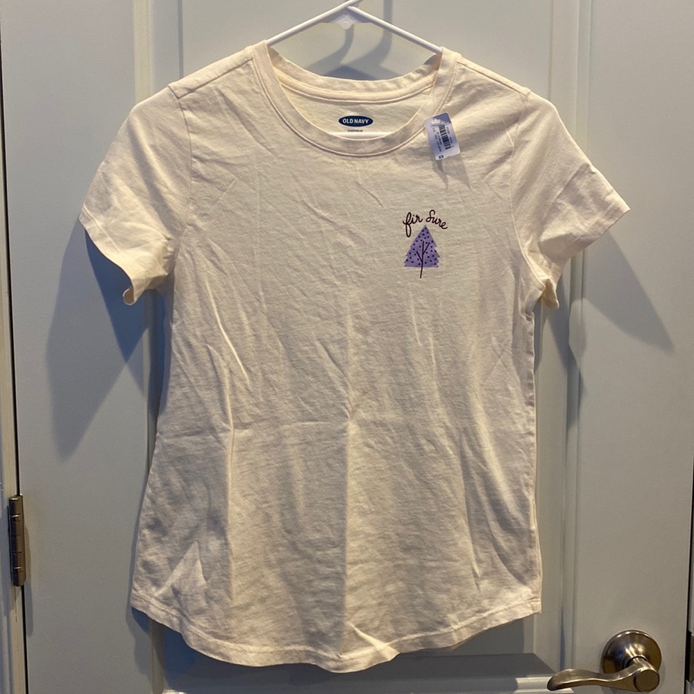 Old navy everywhere Fir Sure tee shirt XS